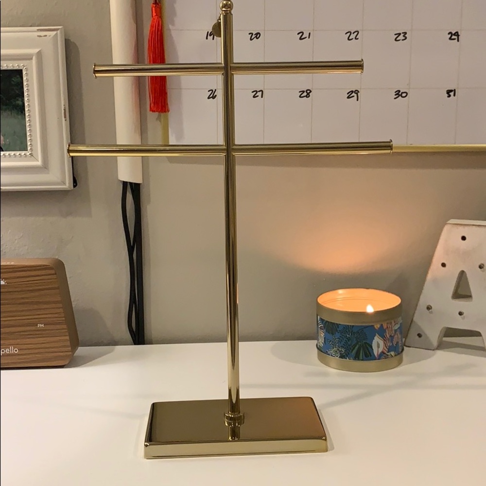 Jewelry stand